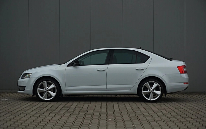 Skoda Octavia cena 49900 przebieg: 269800, rok produkcji 2015 z Miastko małe 301